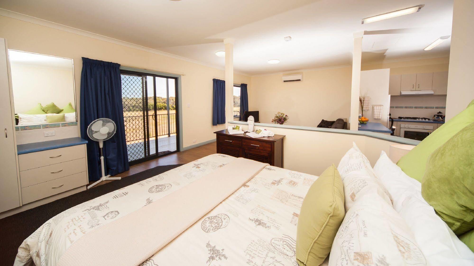 Nutkin Lodge Nornalup Екстер'єр фото
